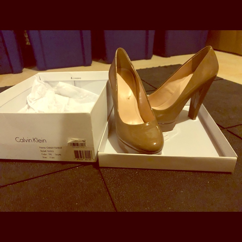 Calvin Klein pumps